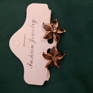 Cute Black Floral Earrings